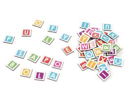 Brinquedo Educativo Formando Palavras Em Madeira - Babebi