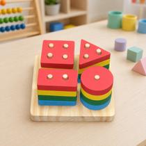 Brinquedo Educativo Infantil Seleção Geométrica MDF Colorido