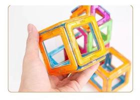 Brinquedo Educativo Magnético De Montar Imã 50pçs Família