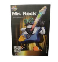 Brinquedo Educativo Mr. Rock Boneco Guitarrista Musical Led Som Guitarra