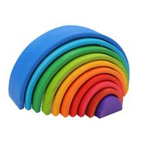Brinquedo empilhável Rainbow de madeira Grimms Educational com fosco