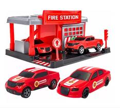 Brinquedo Estação de Bombeiro Fire Station Com 2 Carrinhos Infantil