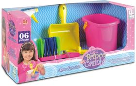 Brinquedo Eu Brinco de Casinha Água e Sabão NIG Brinquedo Eu Brinco de Casinha Água e Sabão NIG