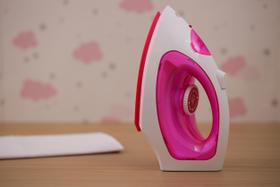 Brinquedo Ferro de Passar Infantil Casa Encantada Rosa