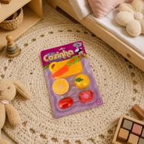 Brinquedo Frutas Crec Feira Comidinha Gruda Desgruda 6 Peças Brinquedo Frutas Crec Feira Comidinha Gruda Desgruda 6 Peças