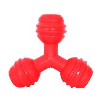 Brinquedo Furacão Pet Triângulo de Borracha Vermelho para Cães - Tamanho P Brinquedo Furacão Pet Triângulo de Borracha Vermelho para Cães - Tamanho P