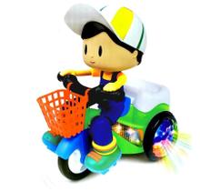 Brinquedo Infantil Bicicleta Empina Gira 360 Sons Luz Verde Brinquedo Infantil Bicicleta Empina Gira 360 Sons Luz Verde