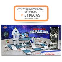 Brinquedo Infantil Estação Espacial Completa 51Peças Incluindo Dois Astronautas + Dois Veículos Lunar + Cápsula Espacial - TOYNG