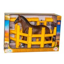 Brinquedo Infantil Fazenda Animais Kit Cavalo Com Cerquinha