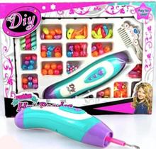 Brinquedo Infantil Kit Tererê Miçangas Cabelo Com Aplicador Penteados Brinquedo Brinquedo Infantil Kit Tererê Miçangas Cabelo Com Aplicador Penteados Brinquedo