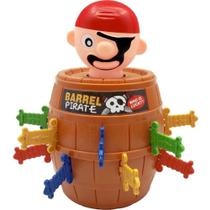 brinquedo Jogo do Barril Pula Pirata com Espadinhas Diversão Garantida