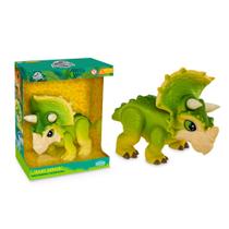 Brinquedo Jurassic Baby Dinos Universal Triceratops Verde Pupee