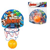 Brinquedo Kit Basquete com Cesta, Bola e Tabela dos Avengers Etitoys