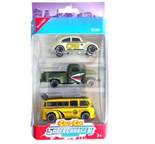 Brinquedo kit Carrinho Miniatura Crazy Cars De Metal Super Charger Collection Caixinha Com 3 Unidades
