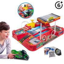 Brinquedo Kit Lava Rápido Auto Posto com 2 Motos Desmontáveis e Acessórios Ferramenta Multicolorido