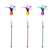 Brinquedo Napi Vara Bola Pompom e Penas para Gatos - Cores Sortidas Brinquedo Napi Vara Bola Pompom e Penas para Gatos - Cores Sortidas
