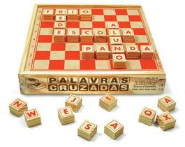 Brinquedo Palavras Cruzadas 67 Peças Madeira JOTTPLAY