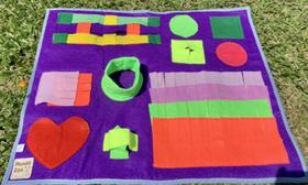 Brinquedo pet de cachorro e gato - Tapete de Fuçar, Farejar e Comedouro lento - Tapete de Enriquecimento ambiental Brinquedo pet de cachorro e gato - Tapete de Fuçar, Farejar e Comedouro lento - Tapete de Enriquecimento ambiental