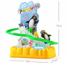 Brinquedo Pinguim Divertido Escadas Rolantes Escorregador Com Música.