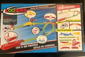 Brinquedo Pista com Carrinhos e Obstáculos Divertidos