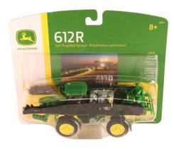 Brinquedo pulverizador John Deere 612R 1/64 com barras e escada Brinquedo pulverizador John Deere 612R 1/64 com barras e escada