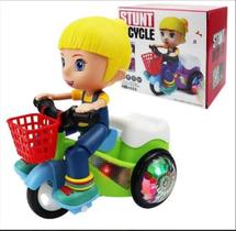 Brinquedo Triciclo Bate E Volta Empina Gira 360 Com Sons Luz Brinquedo Triciclo Bate E Volta Empina Gira 360 Com Sons Luz