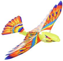 Brinquedo voador Schylling Tim Bird alimentado por elástico com alcance de 15 m