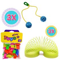 Brinquedos Lembrancinha 20 Apitos + 3 Mola Maluca + 3 Bate Beg Bag Bate Bate Brinquedos Lembrancinha 20 Apitos + 3 Mola Maluca + 3 Bate Beg Bag Bate Bate