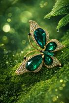 Broche borboleta imperial em cristal verde e dourado Broche borboleta imperial em cristal verde e dourado