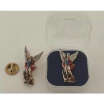 Broche Botton de Metal Protetor Arcanjo São Miguel + Caixinha Broche Botton de Metal Protetor Arcanjo São Miguel + Caixinha