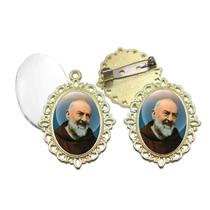 Broche com Relicario Dourado Padre Pio Terno Noivo lapela Qualidade Resinado Alto Padrão Casamentos Broche com Relicario Dourado Padre Pio Terno Noivo lapela Qualidade Resinado Alto Padrão Casamentos
