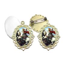 Broche com Relicario Dourado São Jorge Terno Noivo lapela Qualidade Resinado Alto Padrão Casamentos Broche com Relicario Dourado São Jorge Terno Noivo lapela Qualidade Resinado Alto Padrão Casamentos