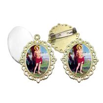 Broche com Relicario Dourado São Sebastião Terno Noivo lapela Qualidade Resinado Alto Padrão Casamentos