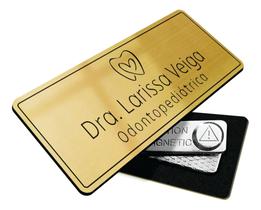 Broche Crachá Boton Doutor Magnético Imã Personalizado - Dourado