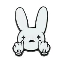 Broche De Esmalte Coração Vermelho Bad Bunny Joia Criativa Para Roupas Infantis Acessórios De
