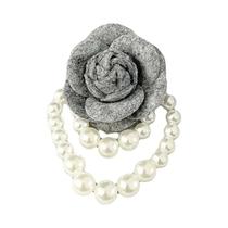 Broche De Flor Camélia Com Pérola E Franjas Para Camisa Feminina Broche De Flor Camélia Com Pérola E Franjas Para Camisa Feminina
