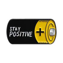 Broches De Esmalte Com Desenhos Animados Positivos E Baterias, Design Criativo E Divertido, Emblemas Broches De Esmalte Com Desenhos Animados Positivos E Baterias, Design Criativo E Divertido, Emblemas