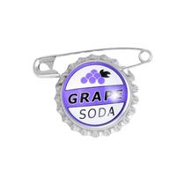 Brooch Creative Grape Soda com tampa de garrafa de liga 3x3cm