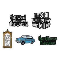 Brooch Pins Set Wizard, tema com citações The Wand Chooses” Brooch Pins Set Wizard, tema com citações The Wand Chooses”