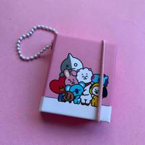 BTS - Chaveiro Post-it BT21 Capa Dura com Elástico - Cores e Fofuras