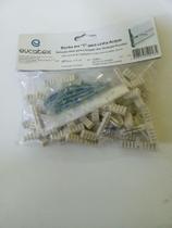 Bucha em " T" para linha Acqua fixação de rodapés Eucatex Bucha em " T" para linha Acqua fixação de rodapés Eucatex