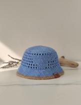 Bucket chapéu em crochê azul e Bege Bucket chapéu em crochê azul e Bege