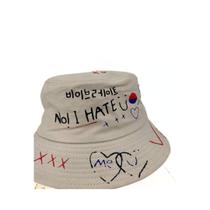 Bucket hat frases BRANCA Bucket hat frases BRANCA