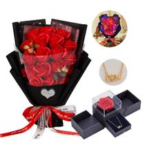 Buquê de flores artificiais EIGHTOWN Roses com rosa vermelha preservada