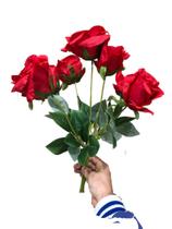 Buque De Rosas Com 7 Flores Artificiais