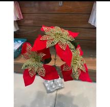 Buquês Com 3 Flores De Natal Bico De Papagaio Vermelho