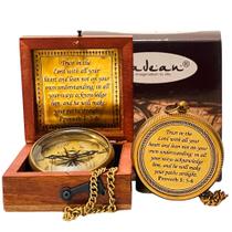 Bússola ALADEAN Provérbios 3:5-6 Latão gravado 5cm