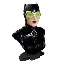 Busto da DC Comics da Mulher-Gato em escala 1:2 com óculos Busto da DC Comics da Mulher-Gato em escala 1:2 com óculos