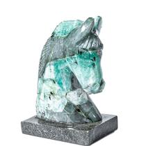 Busto de Cavalo 9cm Pedra Esmeralda no Xisto Natural 300g - CristaisdeCurvelo