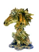 Busto Estatua De Cavalo Enfeite Decorativo Em Resina Dourado Busto Estatua De Cavalo Enfeite Decorativo Em Resina Dourado